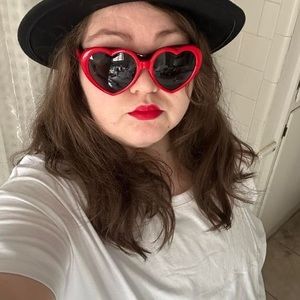 Meet your Posher, Allie